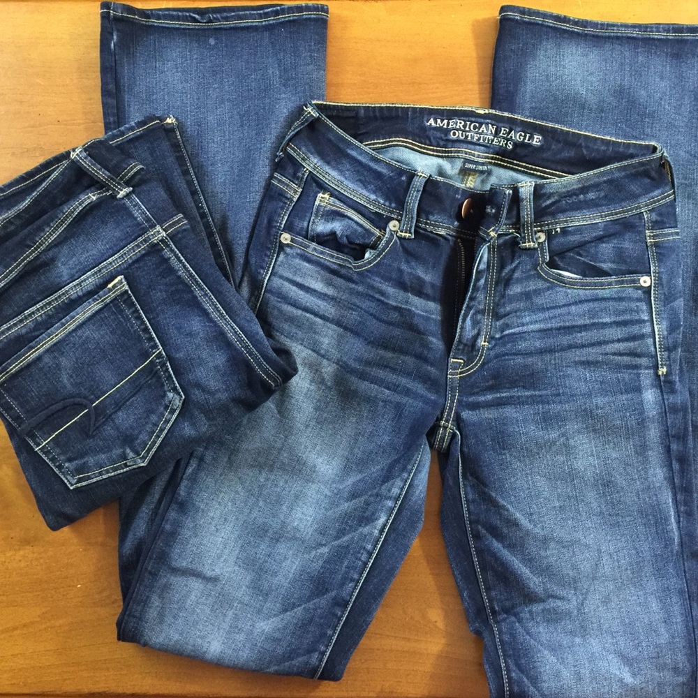 Two pair American Eagle kick boot 8 x-long jeans