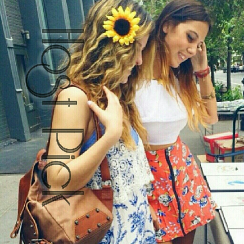 3/$30 NWT LF Orange Floral Zip Front Mini Skirt