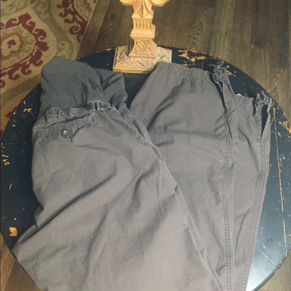 Materity pants