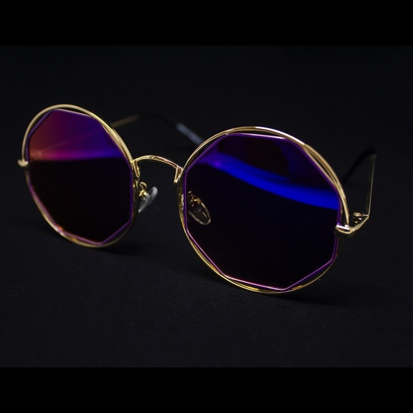 SOLD! More colors coming! Mirror Octagonal Sunnies - Picture 3 of 4