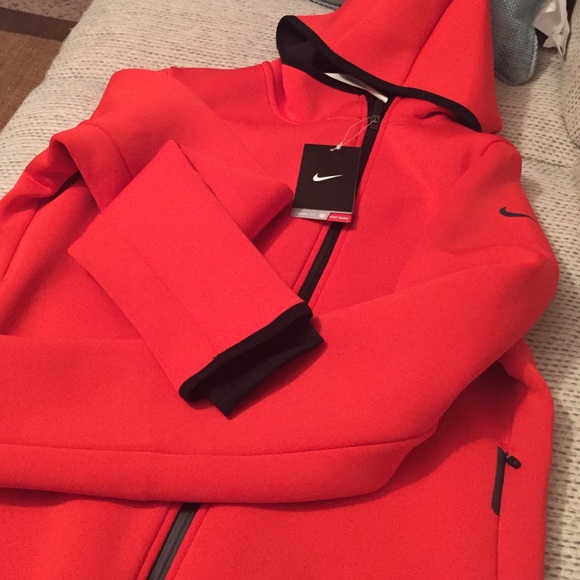 ❗️SALE❗️Nike Therma-Sphere Max Jacket - Picture 2 of 4