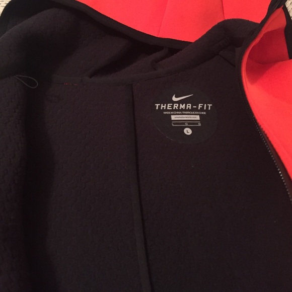 ❗️SALE❗️Nike Therma-Sphere Max Jacket - Picture 3 of 4