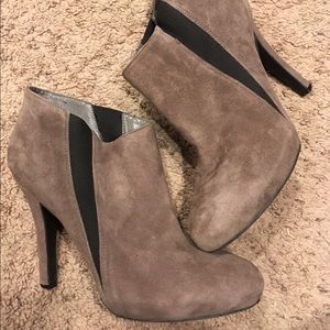 Jessica Simpson suede booties!