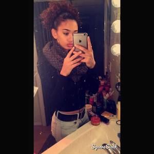 Meet your Posher, Riley