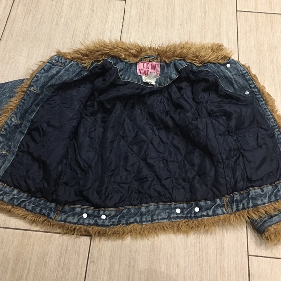 Girls TKW Vintage denim & lined faux fur jacket - Picture 3 of 4