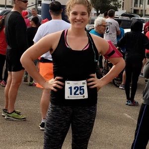 Meet your Posher, Nicole