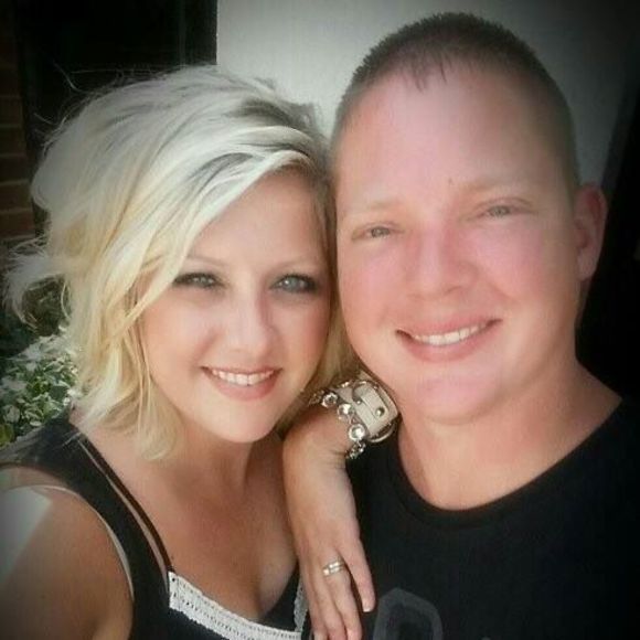 Meet your Posher, Derrick catherine - Picture 1 of 1