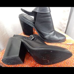 Forever 21 pointy booties