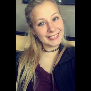 Meet your Posher, Abegail