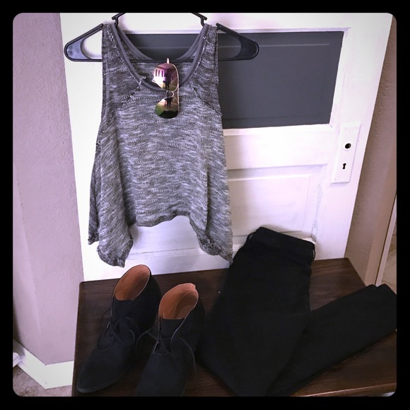 FREE PEOPLE TANK TOP! Great for any pairing! - Picture 1 of 4