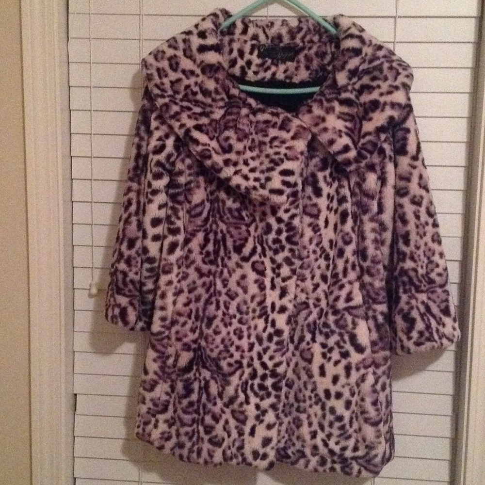 SUPER SOFT Leopard Print Faux Fur Overcoat