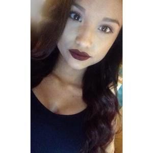 Meet your Posher, Kenia