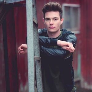 Meet your Posher, Wyatt