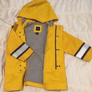 Baby GAP adorable rain coat