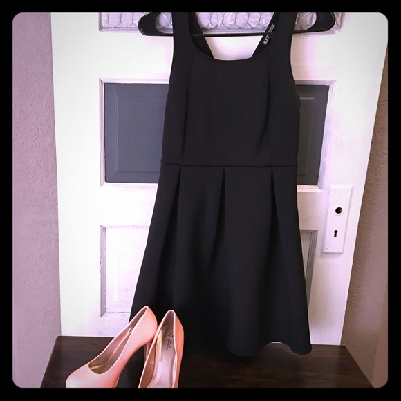 Express Black Dress! - Picture 2 of 4
