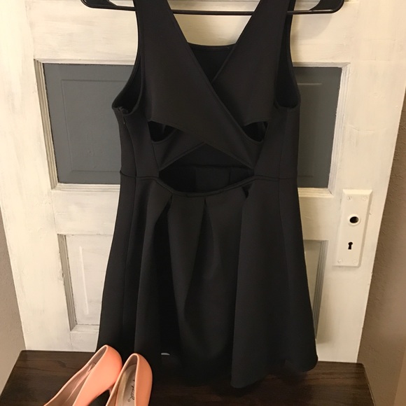 Express Black Dress! - Picture 3 of 4