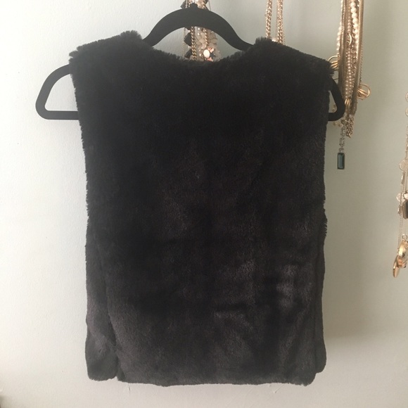 J. Crew Black Faux Fur Vest XS - Picture 2 of 3