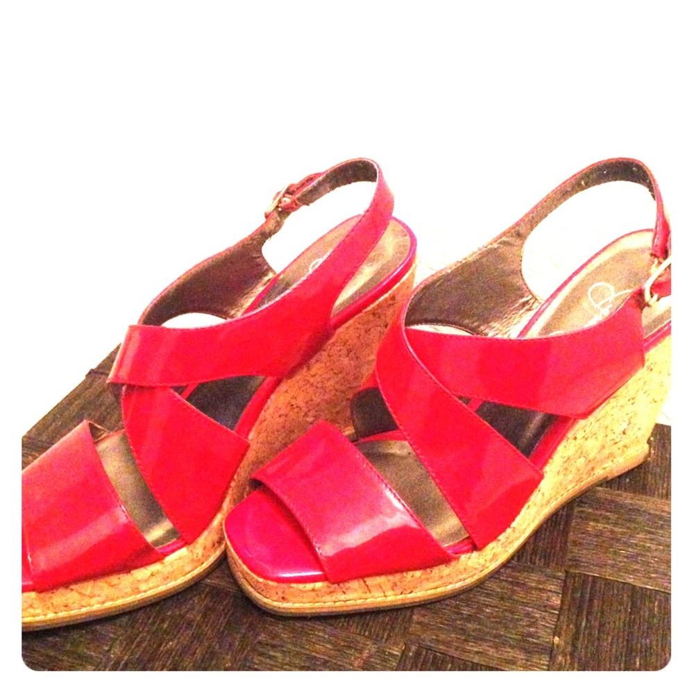 Size 6 Jessica Simpson