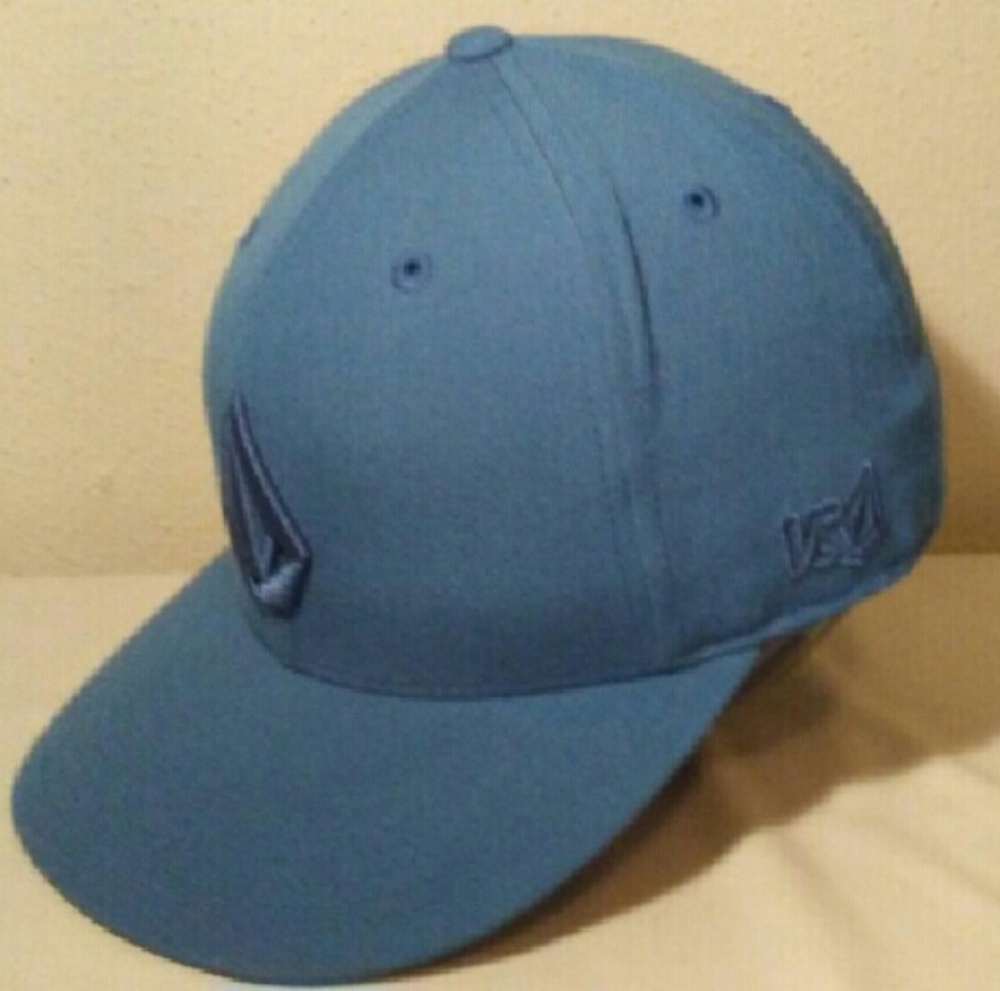 Volcom fitted hat