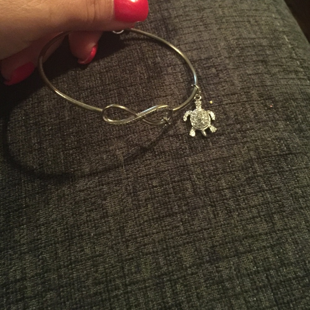 Bracelet/used one time