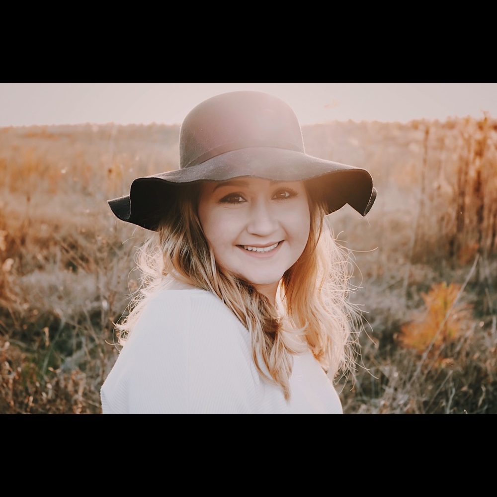 Meet your Posher, Madison