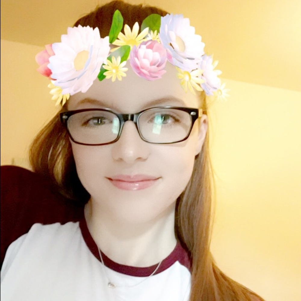 Meet your Posher, Emily
