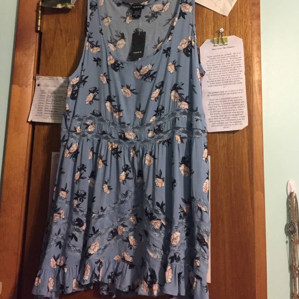 Torrid flowy tank