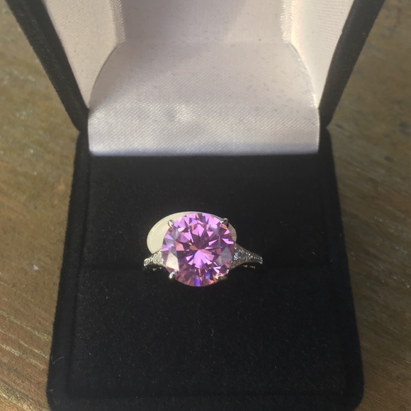 🌟SIZE 7 LEFT🌟PINK PINK PINK TOPAZ - Picture 4 of 7