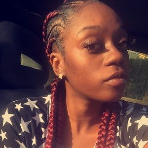 Meet your Posher, Ayana