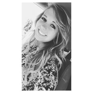 Meet your Posher, Chelsey