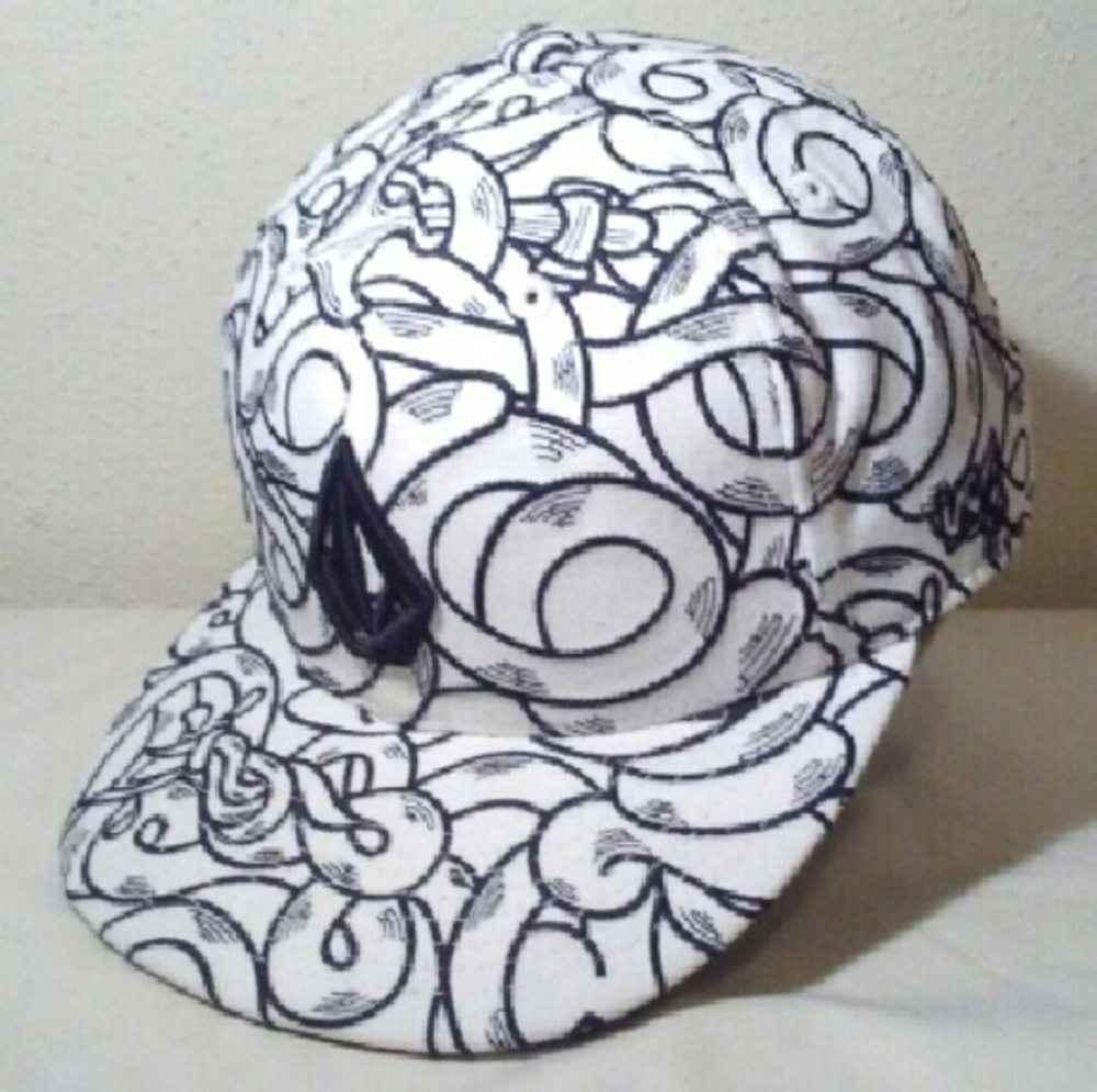 Volcom white/black fitted hat.