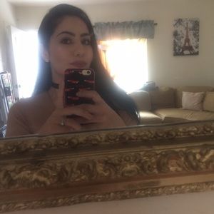 Meet your Posher, Yesenia