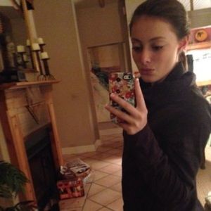 Meet your Posher, Rose