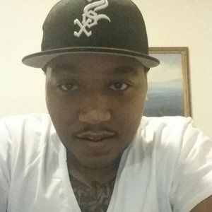 Meet your Posher, Aishef