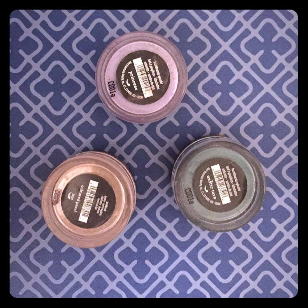 bareMinerals uber pigmented shadows 3 pack