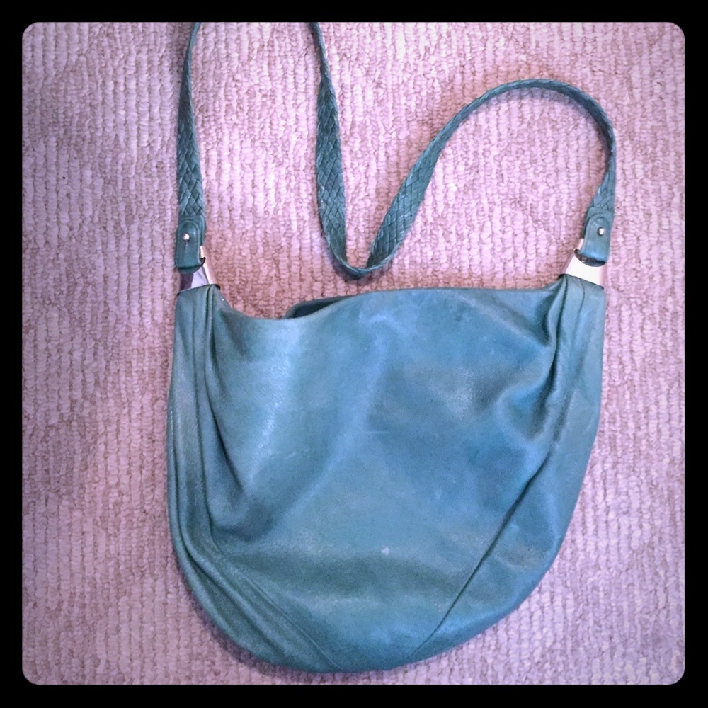 Luana vintage green cross body