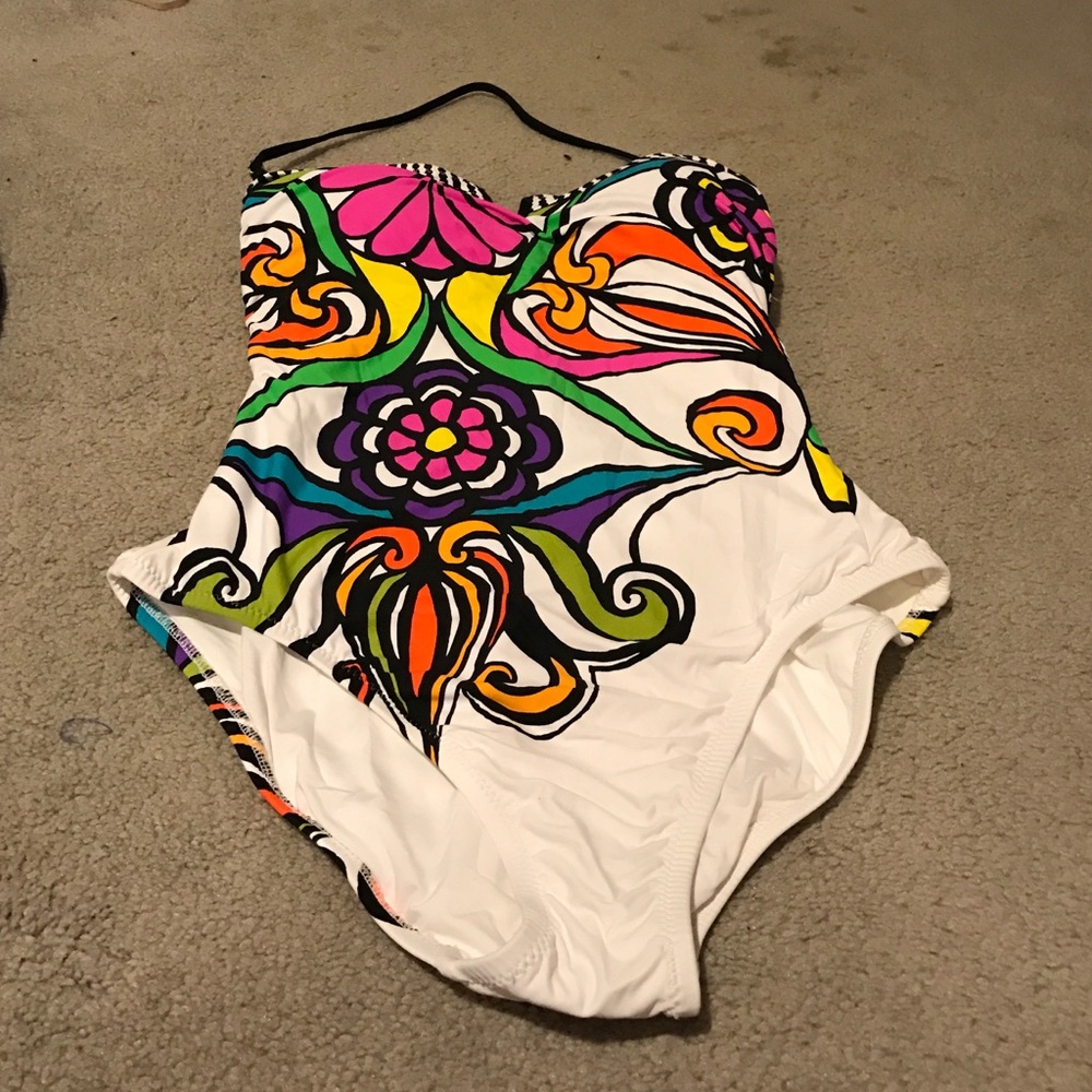 New Swimsuit..Trina Turk size 10