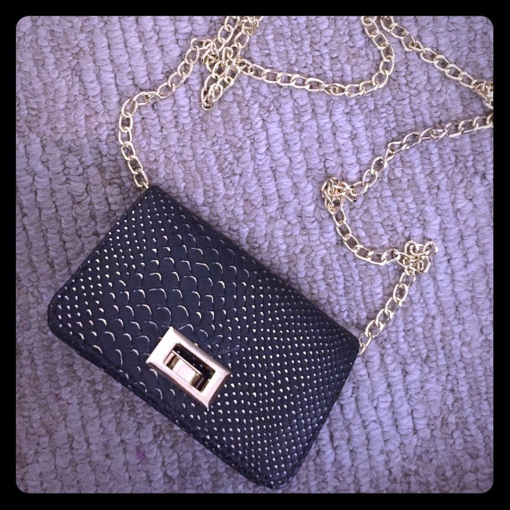 Adorable clutch