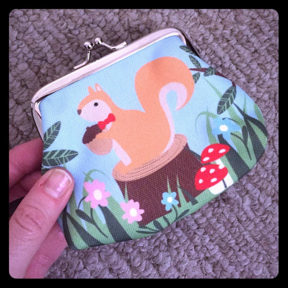 Funny squirrel coin purse.