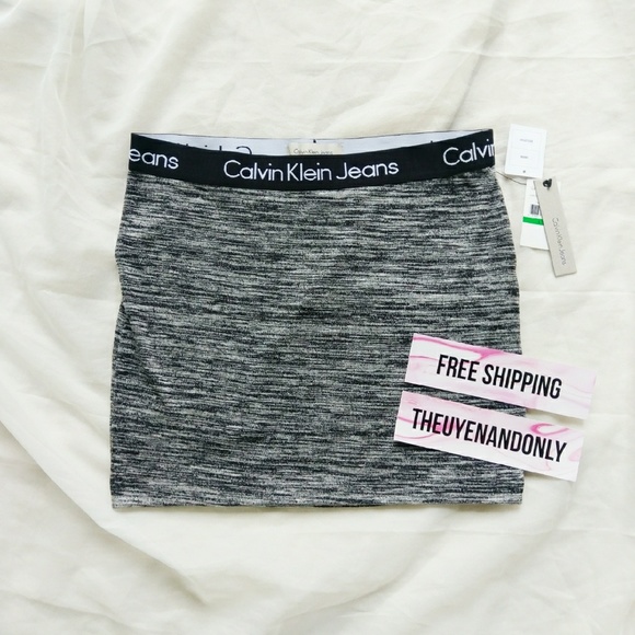 💠HOST PICK💠 Calvin Klein Logo Skirt (RARE) NWT - Picture 2 of 4