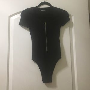 Reformation Short Sleeve zip tencel Bodysuit XS