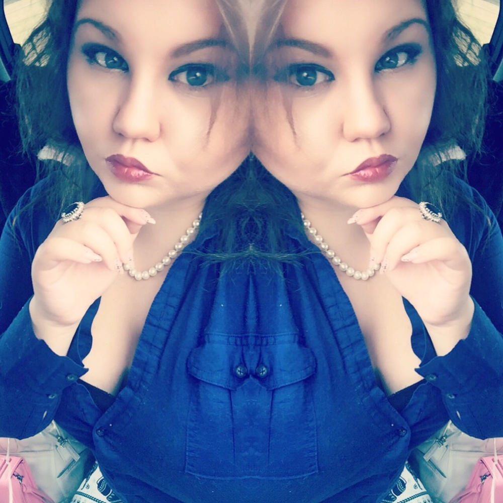 Meet your Posher, Kelly