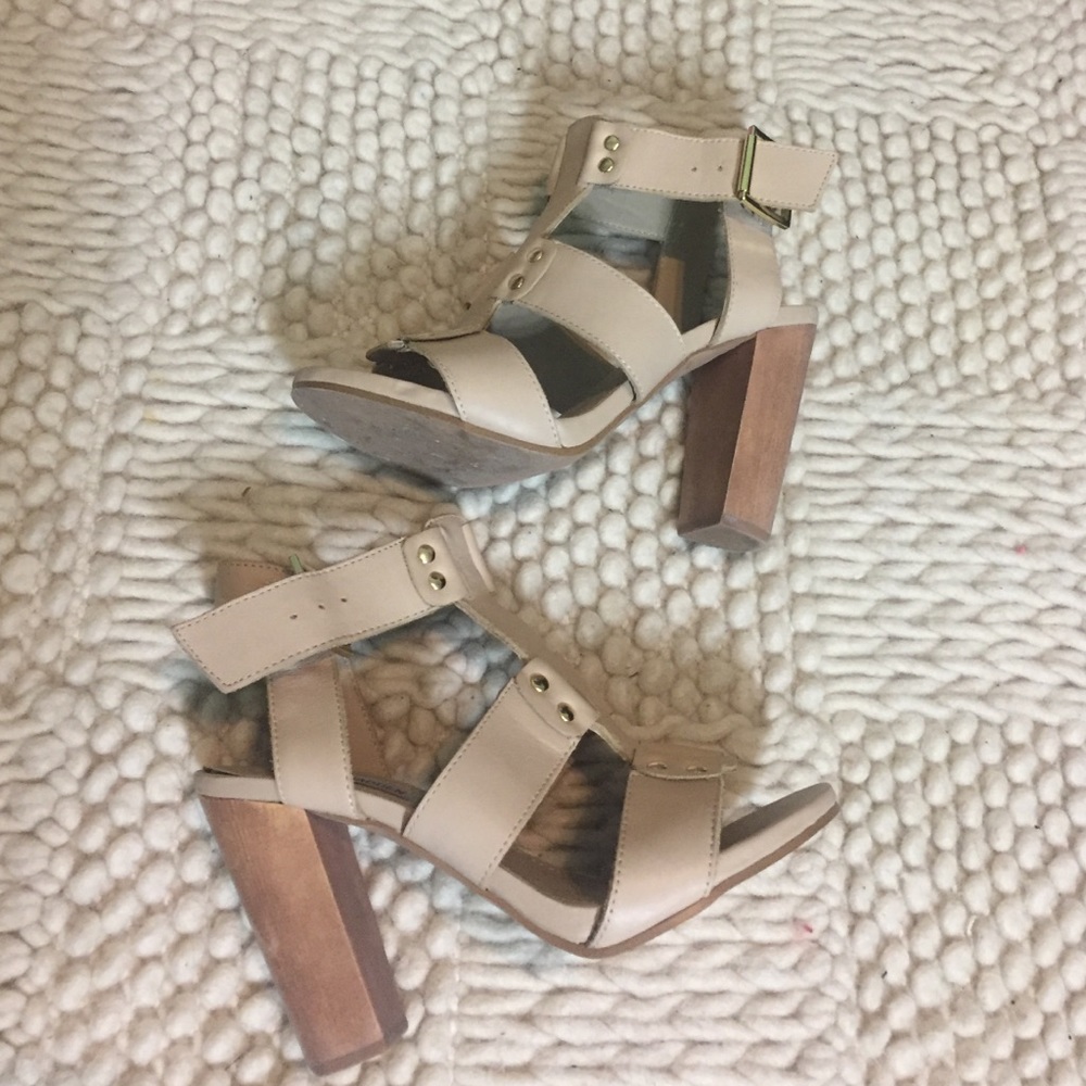 Steve Madden Sandals - Picture 2 of 3