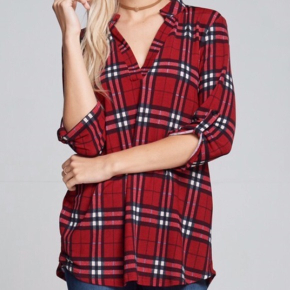 🌺HOST PICK 3/14🌺PLAID, HIGH-LOW TOPS! - Picture 3 of 4