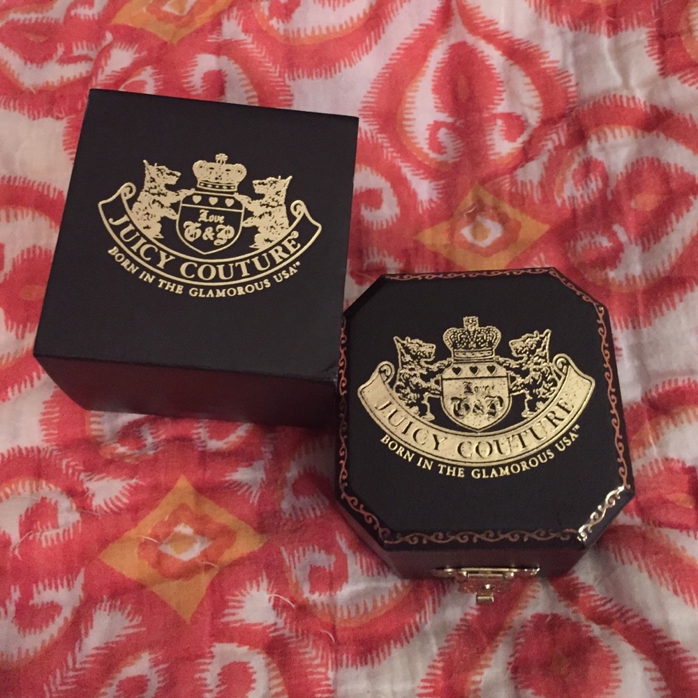 Y2K JUICY COUTURE Stud Heart Earrings
