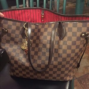 Authentic Louis vutton neverfull GM :)