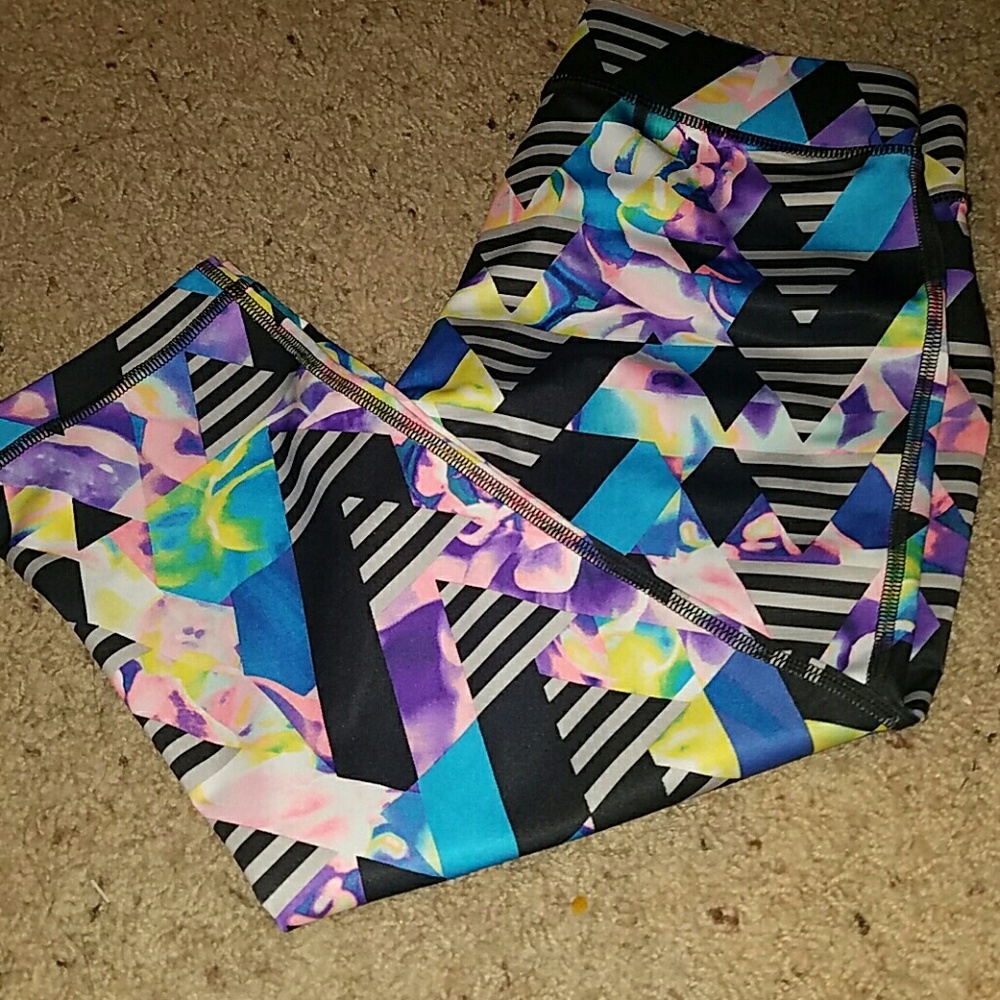 NWOT Fila crop workout leggings