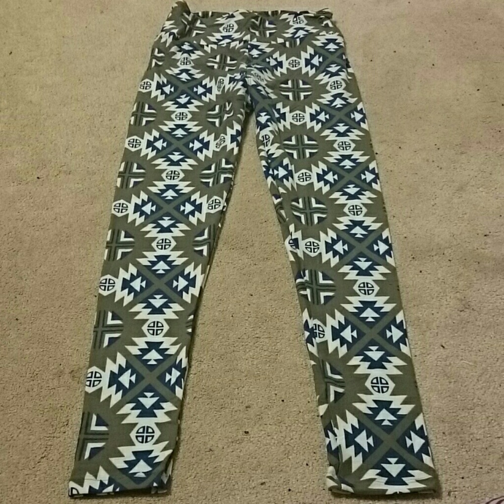 Os leggings with geometric pattern