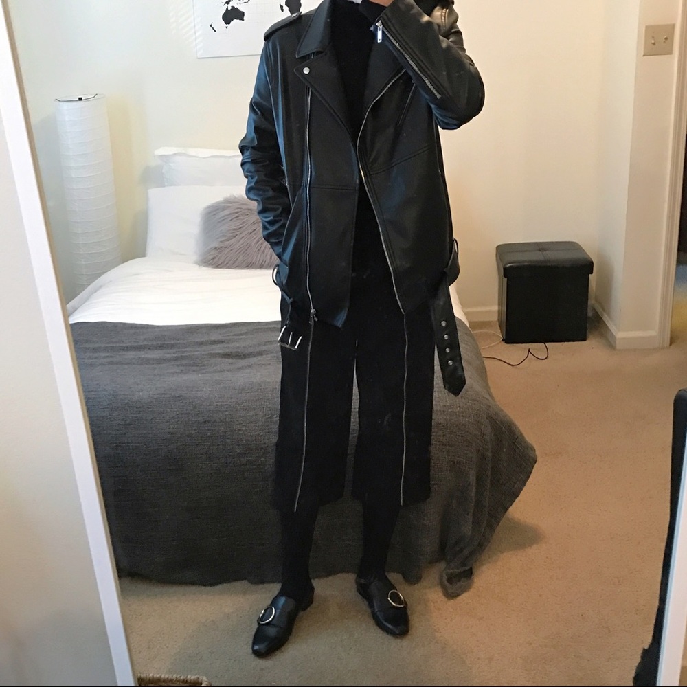 Wide leg high waisted zip detail trousers