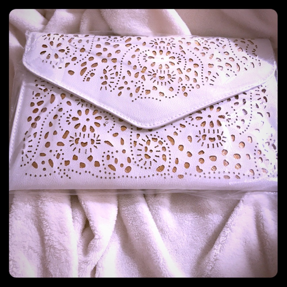 🦋 LARGE NEW ENVELOPE CLUTCH 🦋
